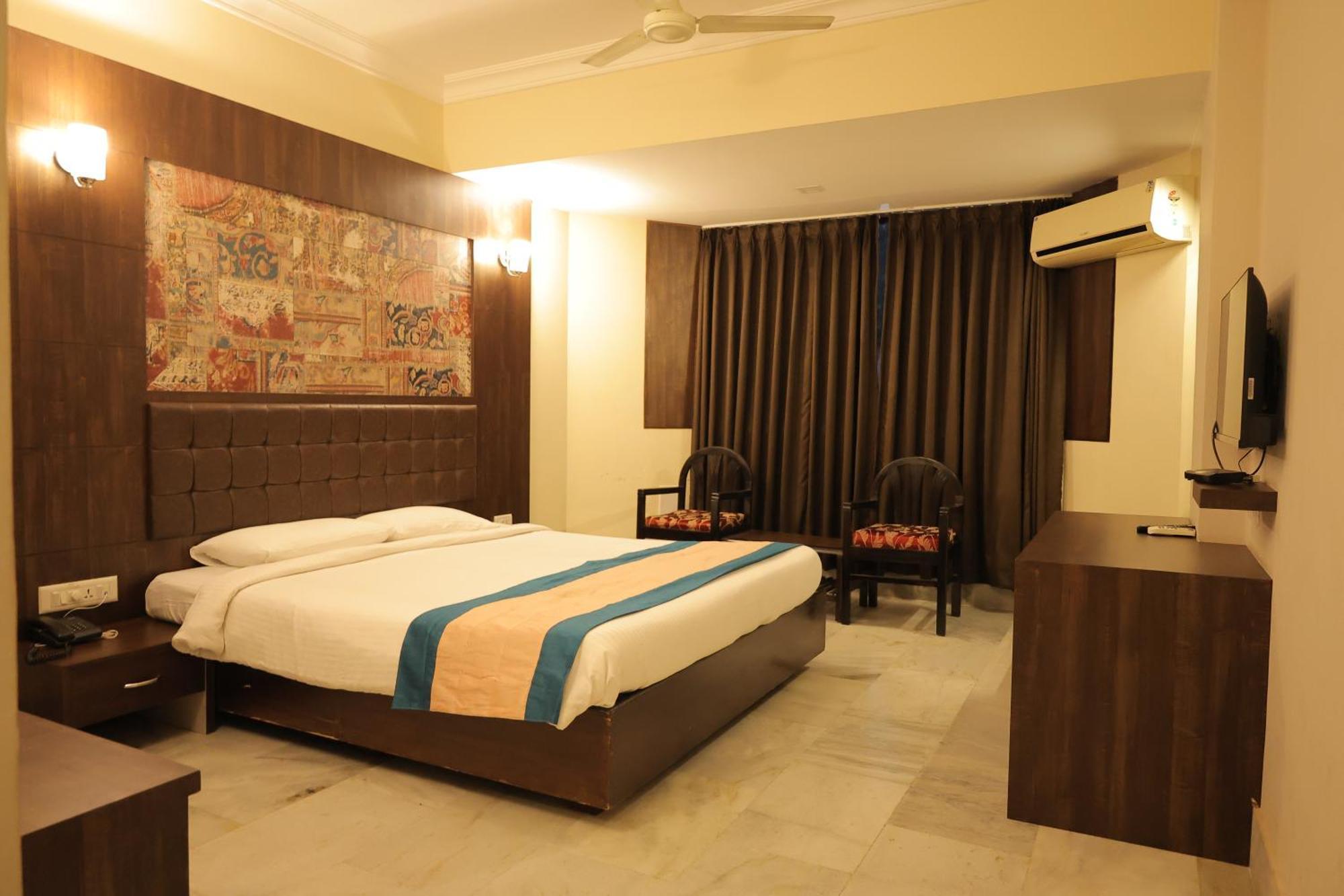 Hotel Mangalore International Экстерьер фото