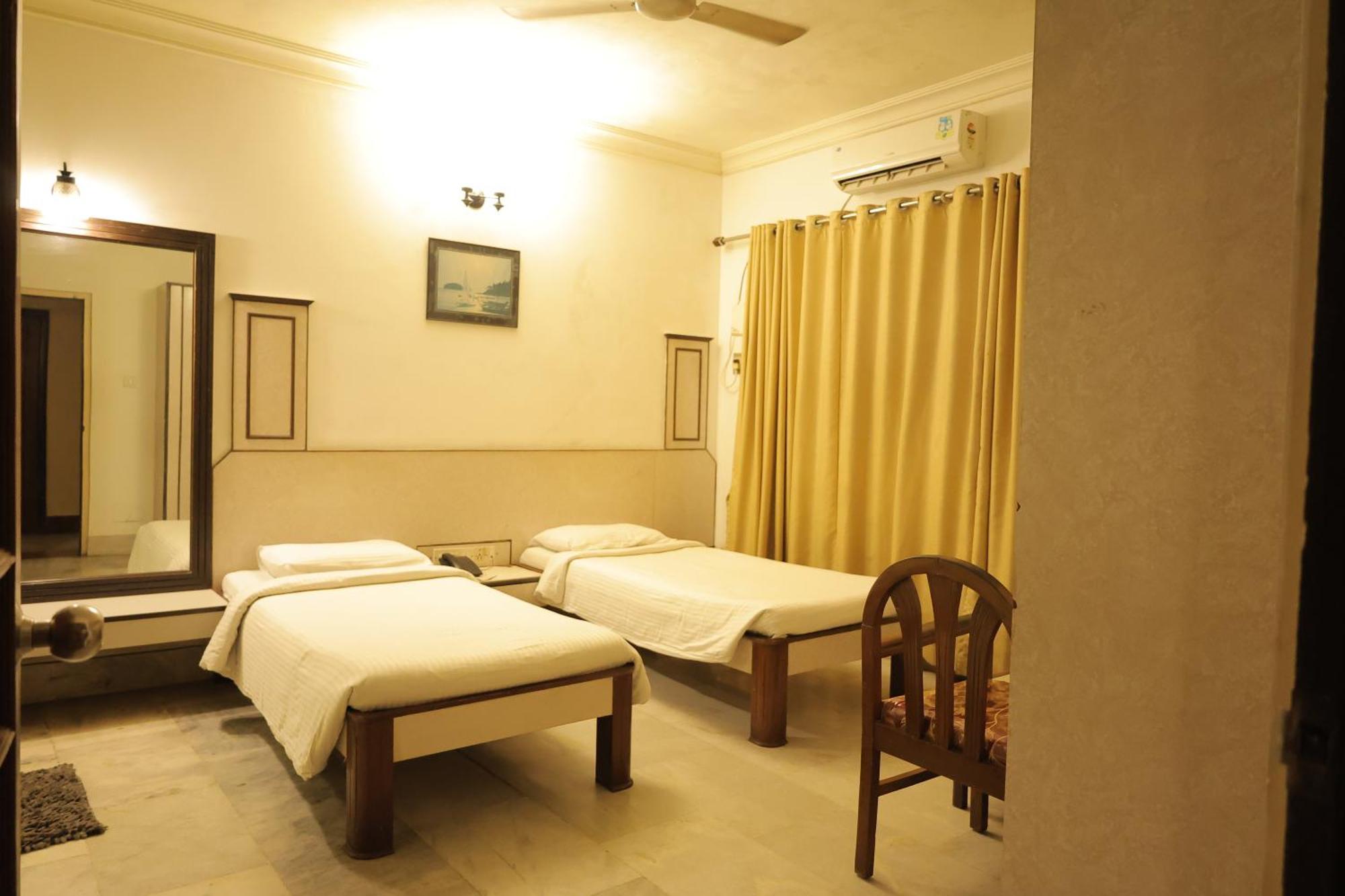 Hotel Mangalore International Экстерьер фото