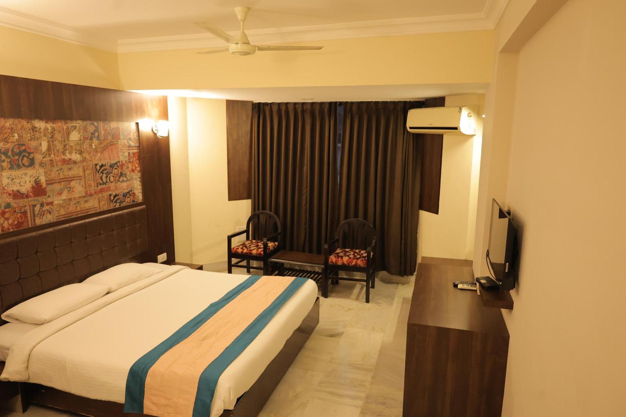 Hotel Mangalore International Экстерьер фото