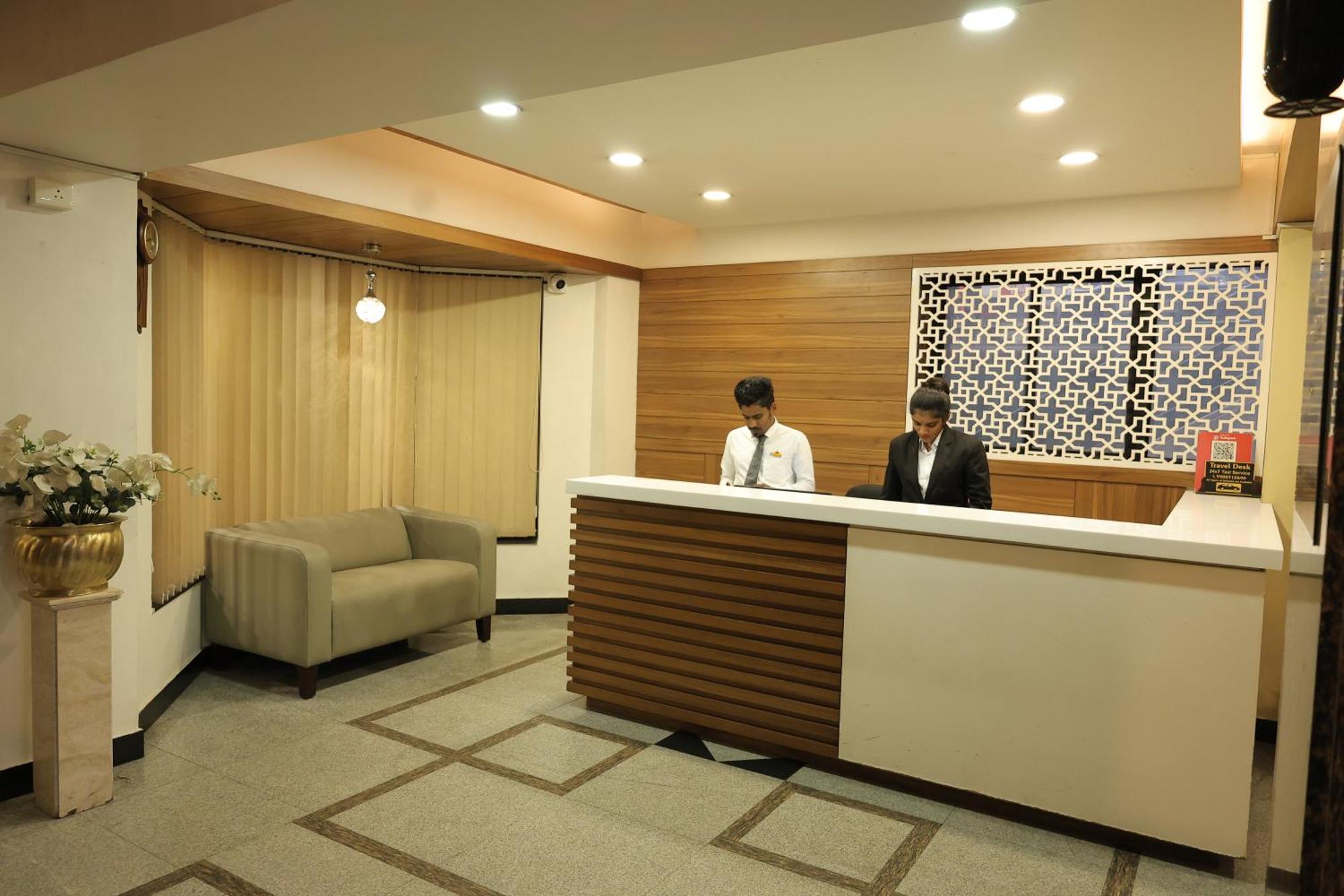 Hotel Mangalore International Экстерьер фото